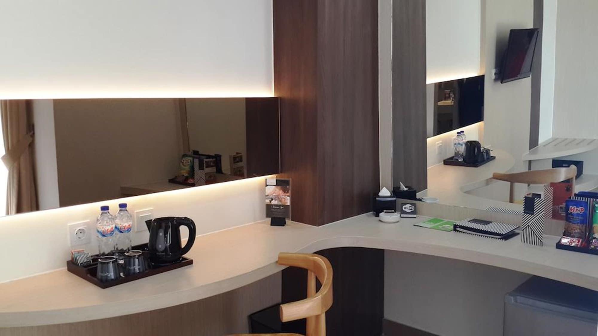 Vega Hotel Gading Serpong Exteriér fotografie