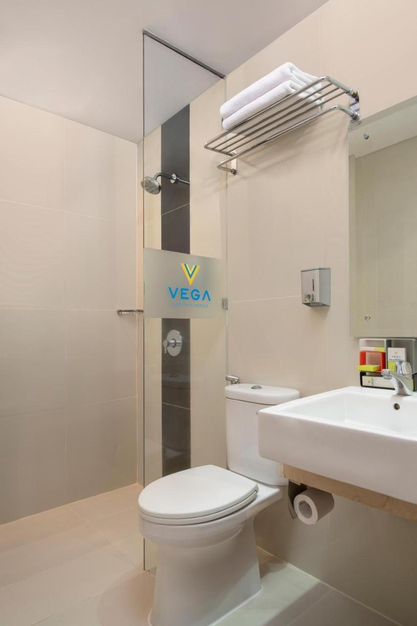 Vega Hotel Gading Serpong Exteriér fotografie