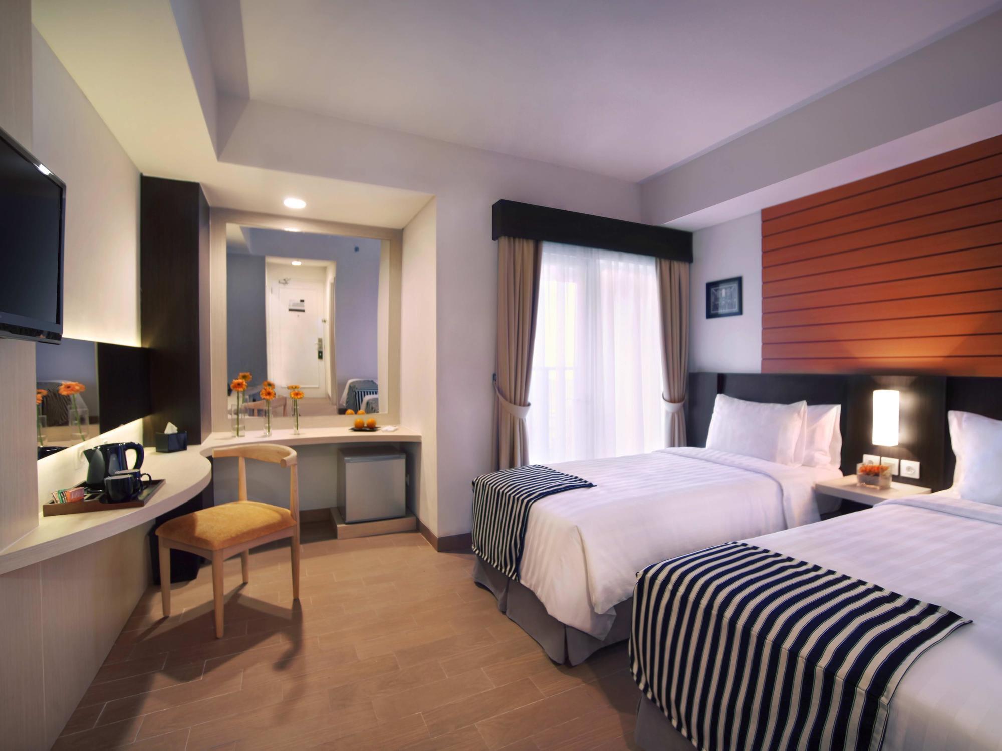 Vega Hotel Gading Serpong Exteriér fotografie