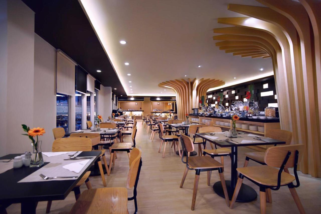 Vega Hotel Gading Serpong Exteriér fotografie