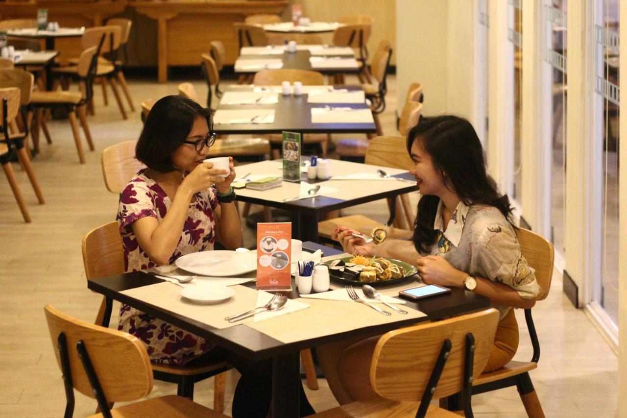 Vega Hotel Gading Serpong Exteriér fotografie